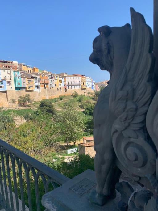 Preciosa Casa En Vilajoyosa Con Vistas Al Mar En Las Casas Colgantes Del Casco Antiguo Villajoyosa Buitenkant foto
