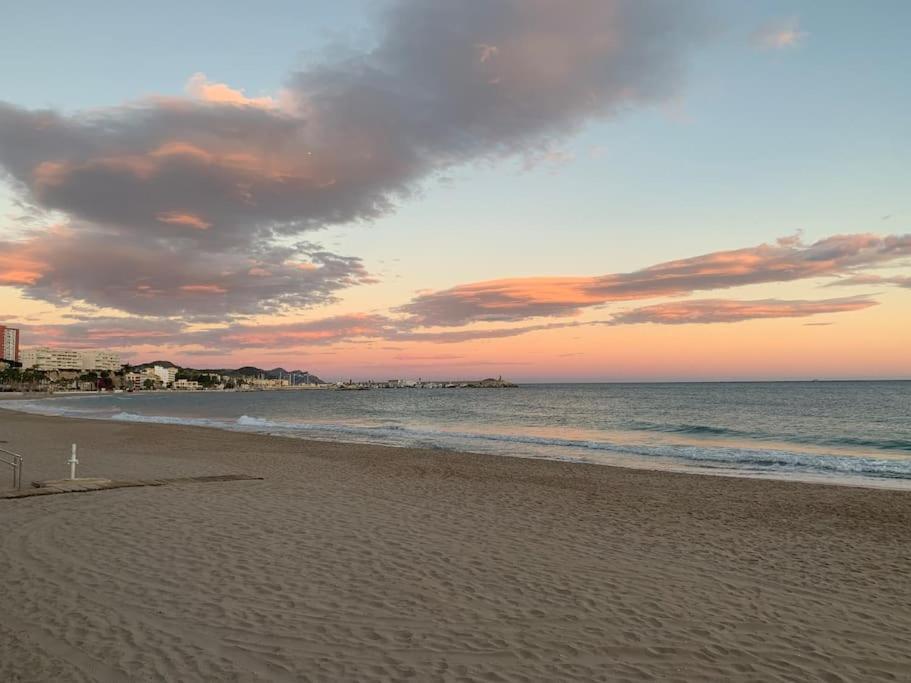Preciosa Casa En Vilajoyosa Con Vistas Al Mar En Las Casas Colgantes Del Casco Antiguo Villajoyosa Buitenkant foto