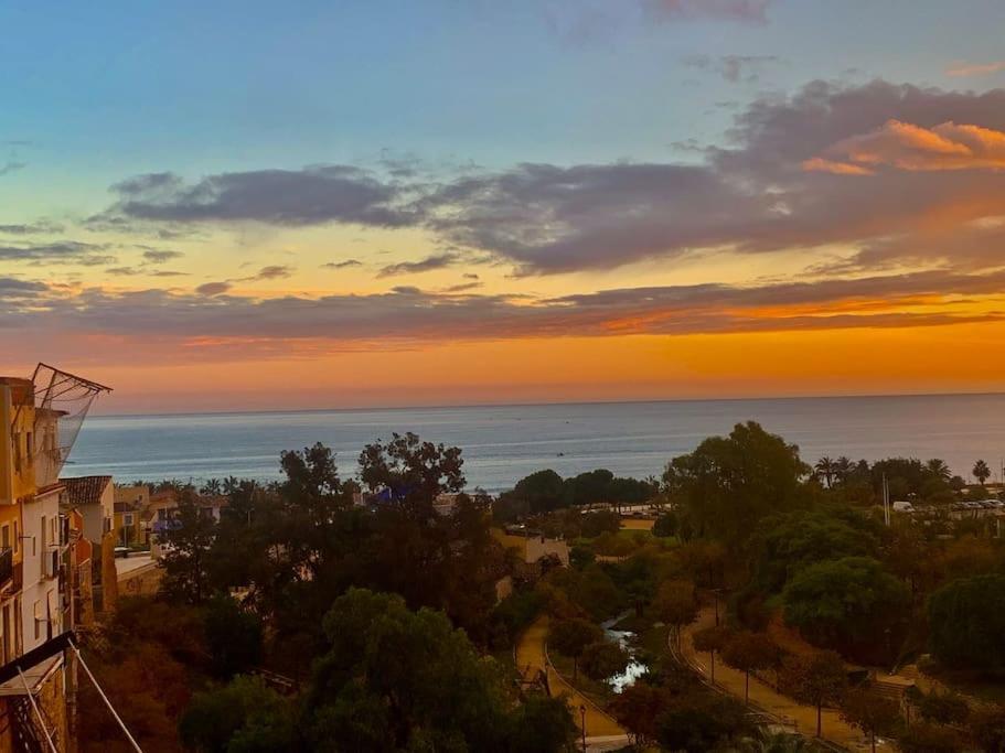 Preciosa Casa En Vilajoyosa Con Vistas Al Mar En Las Casas Colgantes Del Casco Antiguo Villajoyosa Buitenkant foto